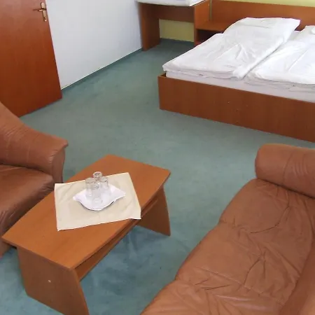 Hotel Eurohotel Laborec 2*